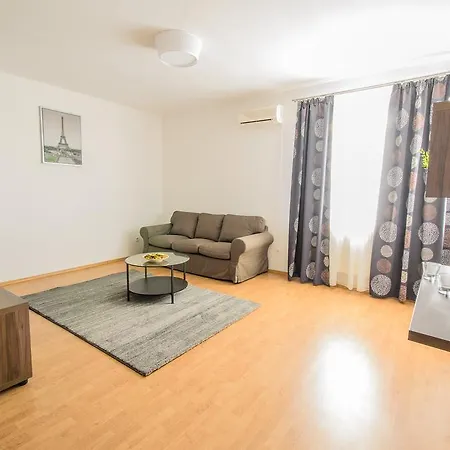 Apart Tel Aviv 3*